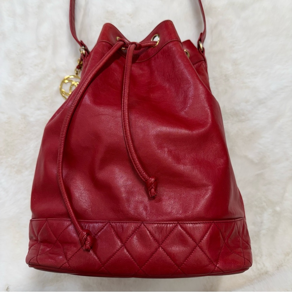 CHANEL Red Lambskin Bucket Tote Crossbody